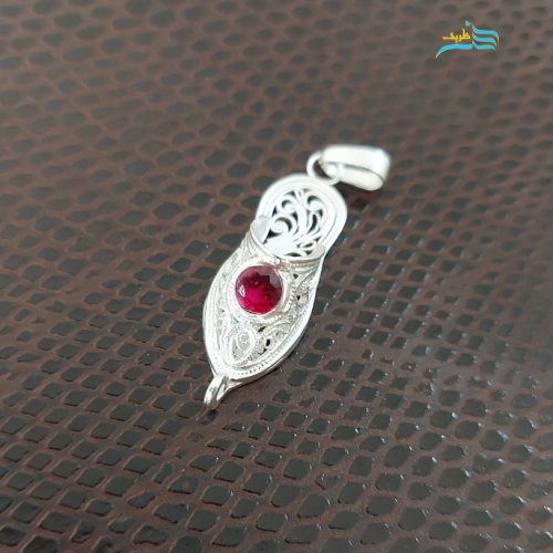 خرید، قیمت و مشخصات آویز ملیله طرح چارق نگین دار جنس نقره عیار بالا کاملا دستساز درجه 1 با کیفیت | هنرظریف