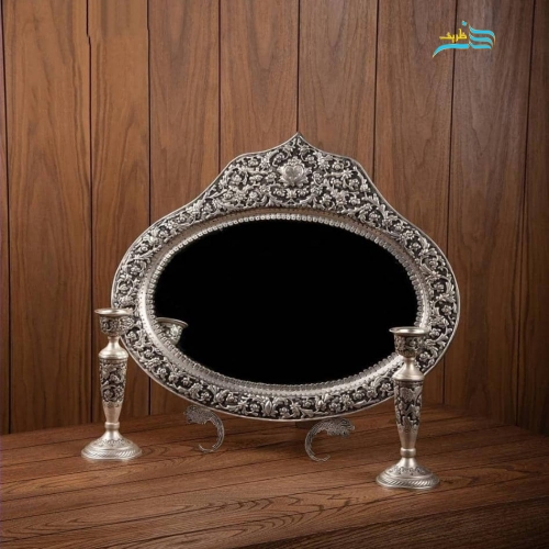 خرید آنلاین سرویس آینه شمعدان نقش گل برجسته برنجی قلمزنی با روکش نقره به قیمت تولیدی | هنرظریف