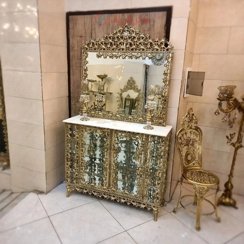 خرید، قیمت ومشخصات آینه و کنسول بوفه دار با شمعدان و ساعت کار بسیار خاص و کیفیتی مدل گل ترمه، زیر قیمت بازار - هنرظریف