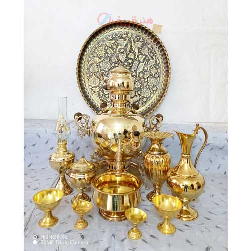 خرید، قیمت و مشخصات سرویس 11 پارچه سماور ذغالی، 6 لیتری، طرح روس 3 پایه، با جام روسی سنگین ارزان و با کیفیت _ هنرظریف