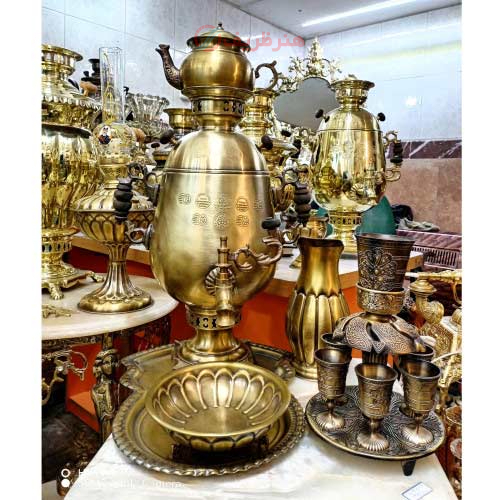 خرید، قیمت و مشخصات سرویس 6 پارچه سماور ذغالی، 6 لیتری، طرح روس جام به همراه منیجر آنتیک زاماک 6 نفره ارزان و با کیفیت _ هنرظریف