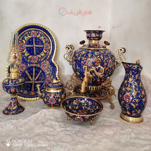 خرید، قیمت و مشخصات ست 6 پارچه سماور ذغالی کلکسیونی، 6 لیتر طرح روس جهان نما 3 پایه ارزان و با کیفیت _ هنرظریف