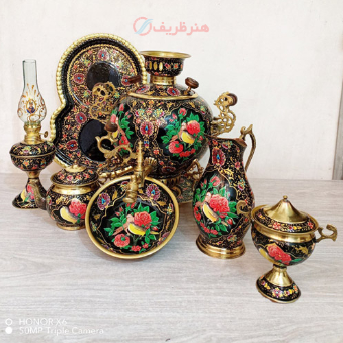 خرید، قیمت و مشخصات ست 7 پارچه سماور ذغالی، 3 پایه طرح روس سنگین، میناکاری گل و مرغ تمام نقاشی ارزان و با کیفیت _ هنرظریف