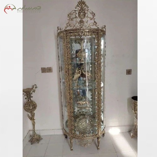 خرید آنلاین، ویترین نیم گرد از جنس برنز مدل زیبای گل رز تاج دار و رنگ ثابت با ضمانت، با کیفیت عالی، به قیمت مناسب | هنرظریف