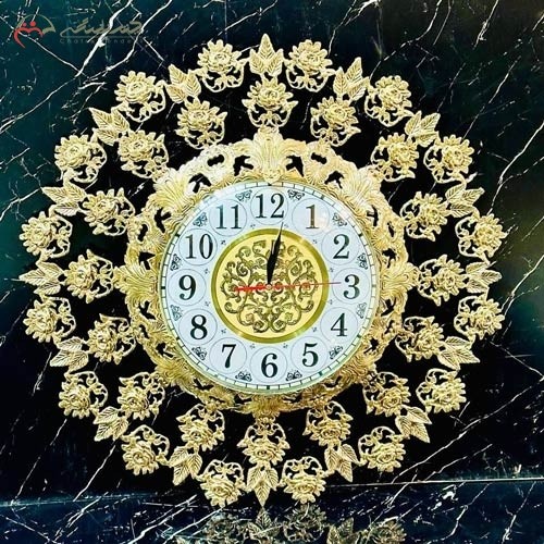خرید آنلاین، ساعت دیواری برنزی طرح فوق زیبای گل رز برجسته ، صفحه سفید، پر کار به رنگ طلایی، با قیمت مناسب | هنرظریف