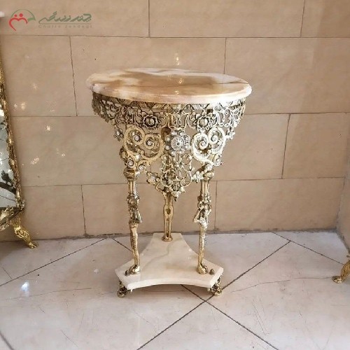 خرید، قیمت و مشخصات میز خاطره ی تمام برنزی آفتابگردان با بدنه ی پر کار و رنگ ثابت و با کیفیت درجه یک، زیر قیمت بازار | هنرظریف