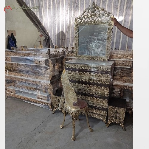 خرید آنلاین، درآور برنزی چهار کشو به همراه صندلی و چهار عدد کشو بغل سایز کوچک، پر نقش و شیک، زیر قیمت بازار | هنرظریف