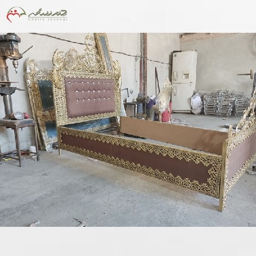 خرید آنلاین، تخت خواب برنزی یک نفره و رنگ پارچه به دلخواه مشتری و طراحی آنتیک و خاص، به قیمت تولیدی | هنرظریف