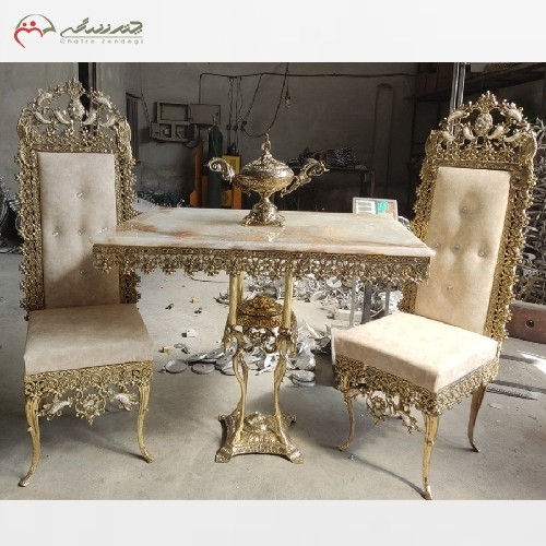 خرید آنلاین، میز ناهار خوری برنزی 2 نفره و صفحه سنگ مرمر پایه اسبی رنگ ثابت، بی نظیر، به قیمت عالی | هنرظریف