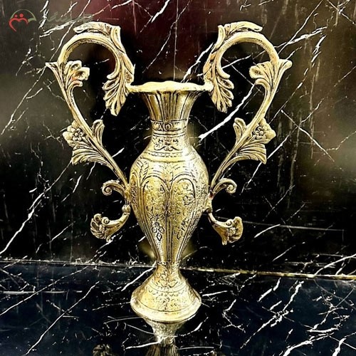 خرید آنلاین، گلدان رو میزی برنزی سبک وزن با طرح زیبای دسته های گل گندم برجسته، درجه یک، زیر قیمت بازار | هنرظریف