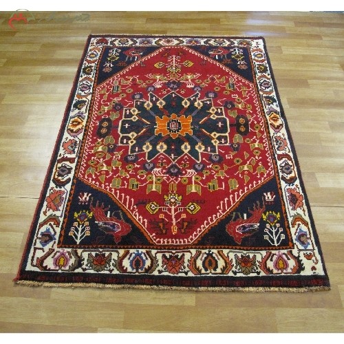 خرید آنلاین، فرش دستبافت گبه کد 39529 بافته شدهه با الیاف درجه یک، زمینه لاکی و حاشیه های سرمه ای، زیر قیمت بازار | هنرظریف