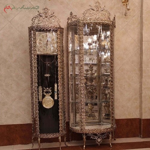 خرید آنلاین، ست شکیل ویترین و ساعت ایستاده برنزی در طرح گل رز برجسته به رنگ آنتیک با ضمانت رنگ و کیفیت، با قیمت عالی | هنرظریف