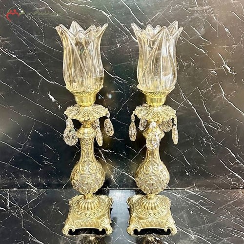 خرید آنلاین، شمعدان برنزی دایکاست طرح فرشته و لاله های شیشه ای دارای آویز الماسی، دو تیکه، با قیمت مناسب | هنرظریف