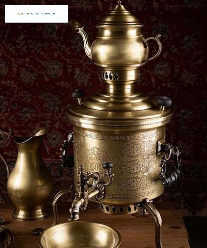 سماور زغالی برنجی استوانه ای سه پایه ای ۶ لیتری، دارای روکش نانو و رنگ ثابت