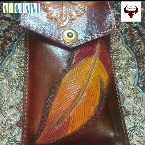 کیف موبایل حکاکی شده، با دوخت عالی، دوخته شده با نخ ایتالیایی و با دوام - هنرظریف
