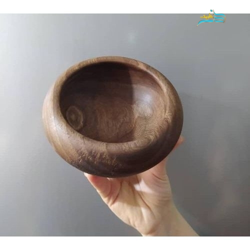 کاسه چوبی گرد، ساخته شده از چوب گردو با کیفیت عالی