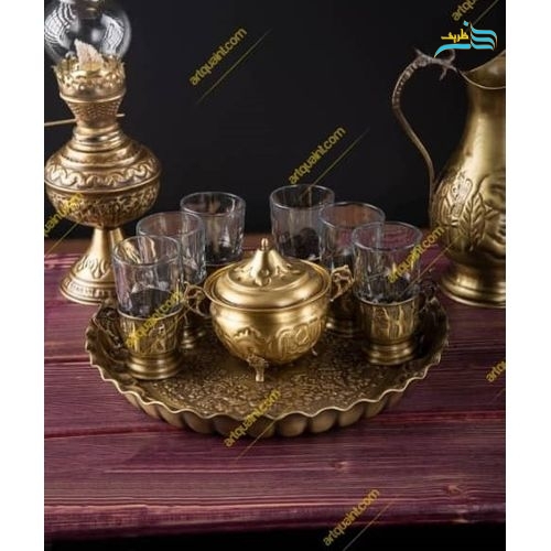 سماور برنجی زغالی شش لیتری با ارتفاع 57 سانت و ورق ضخیم برنج