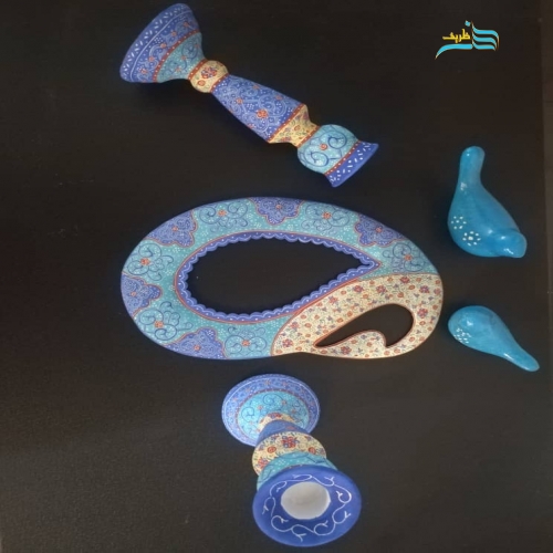 آینه و شمعدان میناکاری زینت بخش سفره هفت سین از بهترین جنس مس لعاب شده