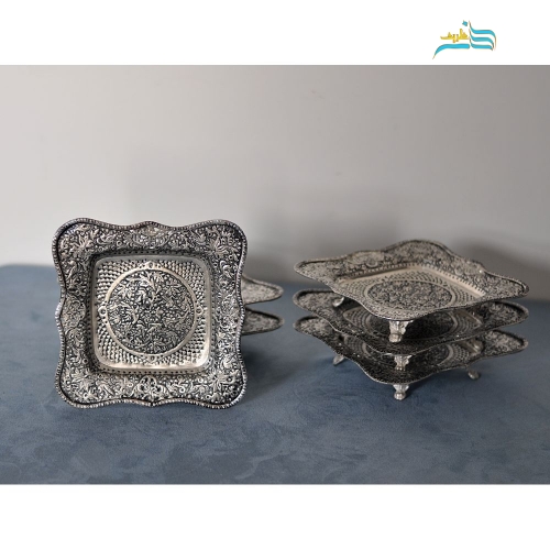 سرویس پذیرایی برنجی قلمزنی با آبکاری نقره و سیاه قلم