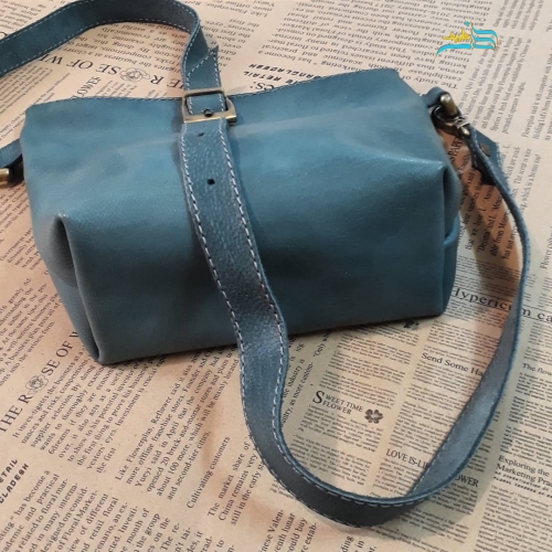 کیف چرمی دوشی زنانه چرم بزی دست دوخت سبک و کاربردی