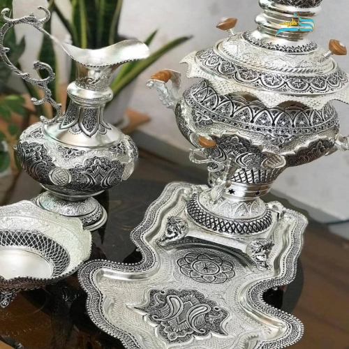 سرویس سماور ٥ لیتری برنجی قلمزنی با آبکاری کوره ای نقره، رنگ ثابت