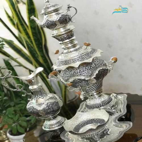 سرویس سماور ٥ لیتری برنجی قلمزنی با آبکاری کوره ای نقره، رنگ ثابت