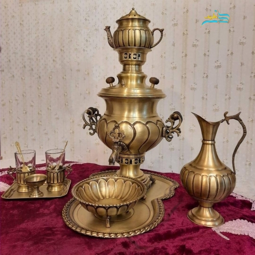سرویس سماور زغالی برنجی 4 لیتری مدل نگین با چایخوری دو نفره