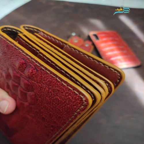 ست زیبای کیف مردانه، گاردگوشی و جاکلیدی چرمی کروکدیلی