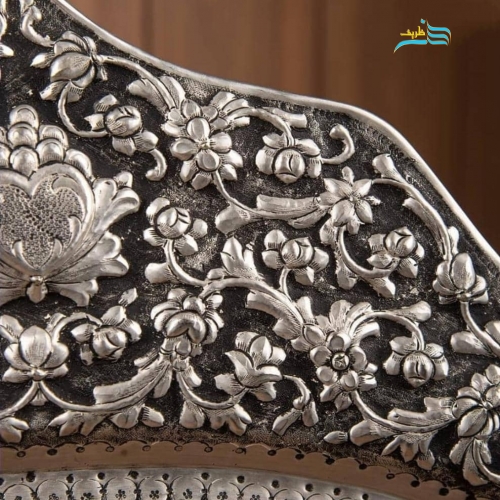 سرویس آینه شمعدان نقش گل برجسته برنجی با روکش نقره