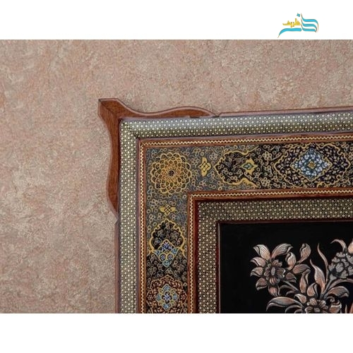 تابلو قلمزنی دست اعلاء مسی، 67 در 107 سانتیمتر با قاب خاتم