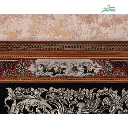 تابلو قلمزنی مسی نقش برجسته و پرکار در ابعاد 62 در 102 سانتیمتر با قاب خاتم