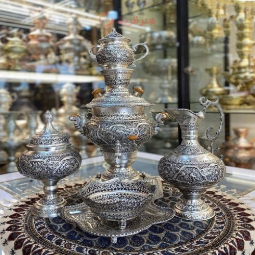 سرویس سماور برنجی 3.5 لیتری قلمزنی گل و مرغ آبکاری نقره و سیاه قلم