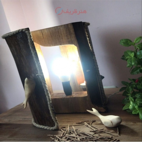 چراغ و جاشمعی چوب گردو پوشش داده شده با روغن مخصوص