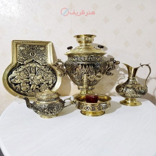 سماور برنجی زغالی سفارشی 6 لیتری دسته تور، شیر بزرگ طرح بزم و شادی (ذغالی) - هنرظریف