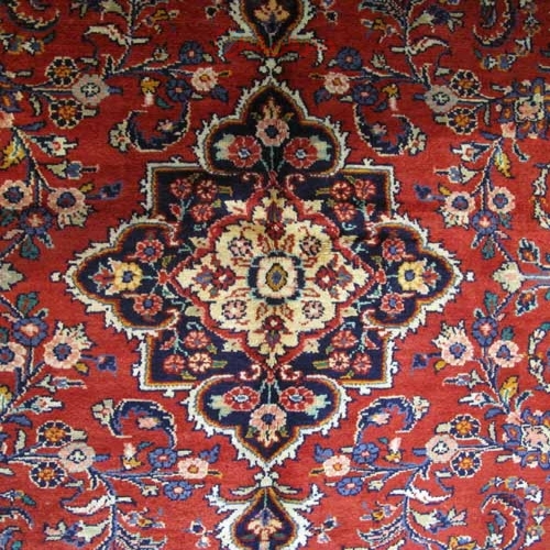 فرش دستباف لاله جين همدان طرح لچک و ترنج سایز قالي رنگ زمینه لاكي رنگ حاشیه سرمه اي کد 39043