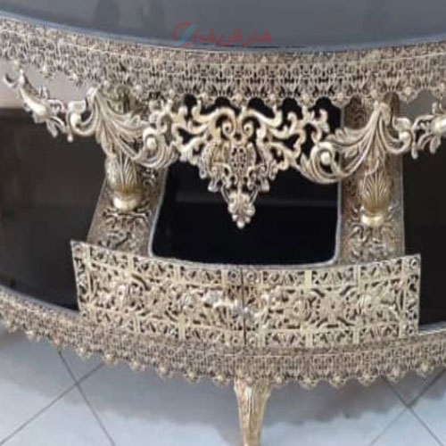 میز تلویزیون جلو خم، جنس آلیاژ آلومینیوم با آبکاری برنز