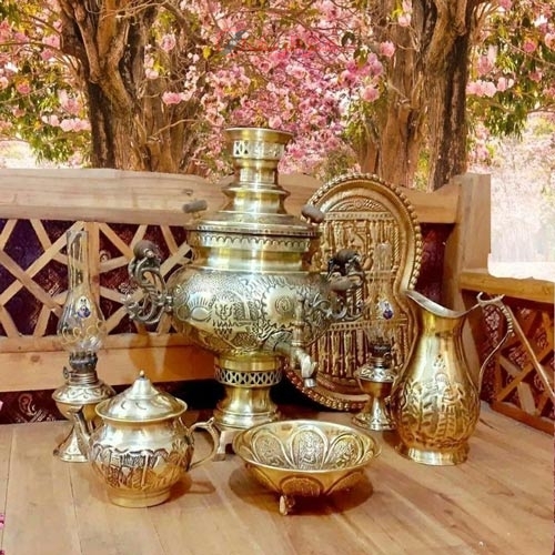 سرویس سماور ذغالی برنجی 6 لیتری شیر و خورشید، سنگین وزن