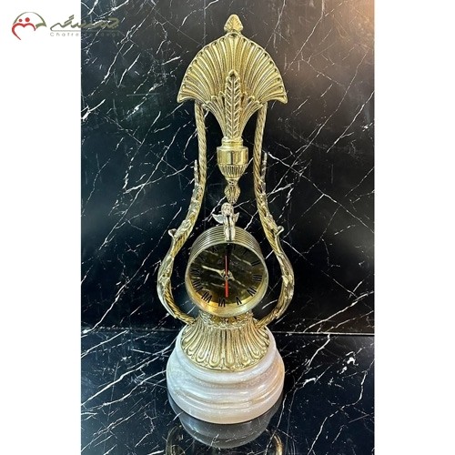 ساعت رو میزی برنزی طرح طاووس طلایی نفیس و زیبا