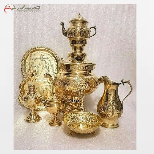 سماور 6 لیتری برنجی زغالی 7 پارچه در طرح هخامنشی، قلم زنی شده، کار دست با کیفیت عالی