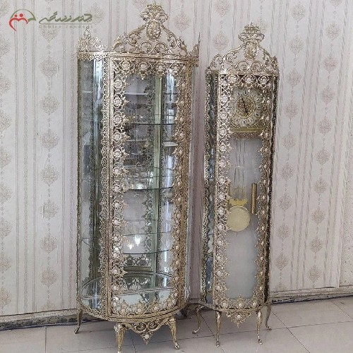 سرویس برنزی بوفه 3 طبقه با ساعت ایستاده در طرح گل آفتابگردان، کار شده