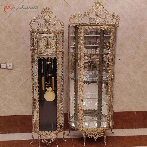ست ساعت ایستاده با زمینه مشکی و بوفه نیم گرد 3 طبقه از جنس برنز،طرح گل رز برجسته کد 8007، دارای ضمانت - هنرظریف