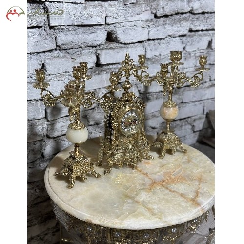 ست ساعت و شمعدان کلاسیک مدل کنت از جنس برنز، طراحی بی نظیر و کیفیت عالی - هنرظریف