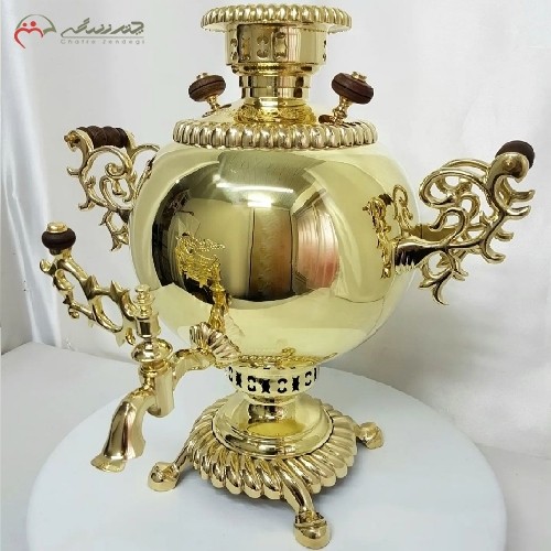 سماور 8 لیتری ذغالی طلایی با ضمانت دوام رنگ و طراحی بدنه ی کروی شکل مات، با پایه های شبکه ای، کد 114