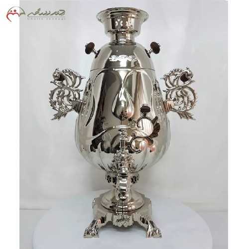 سماور ذغالی 9 لیتری مستر جام با بدنه ی ریخته گری شده با پایه های مشبک و سر شیر های طرح اژدها، کد 114