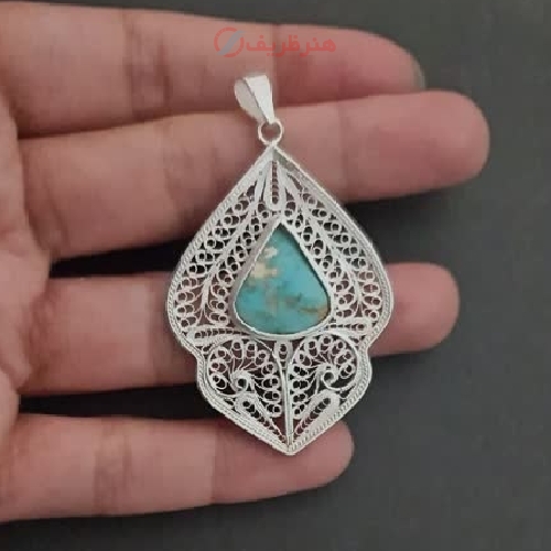 آویز ملیله طرح سنتی نگین دار دست ساز، طراحی شیک و خاص - هنرظریف