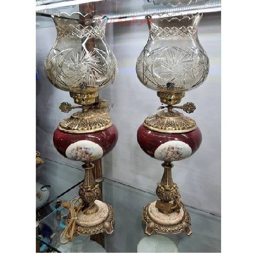 چراغ لامپا ستون سرامیکی زرشکی تمام برنج مدل لاله_ هنرظریف
