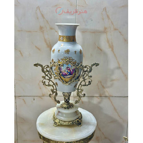 گلدان رومیزی برنزی چینی طلا کوب طرح دار