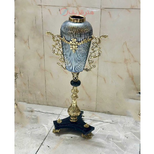 گلدان کنار سالنی برنزی پایه سنگی سوراهی_ هنرظریف