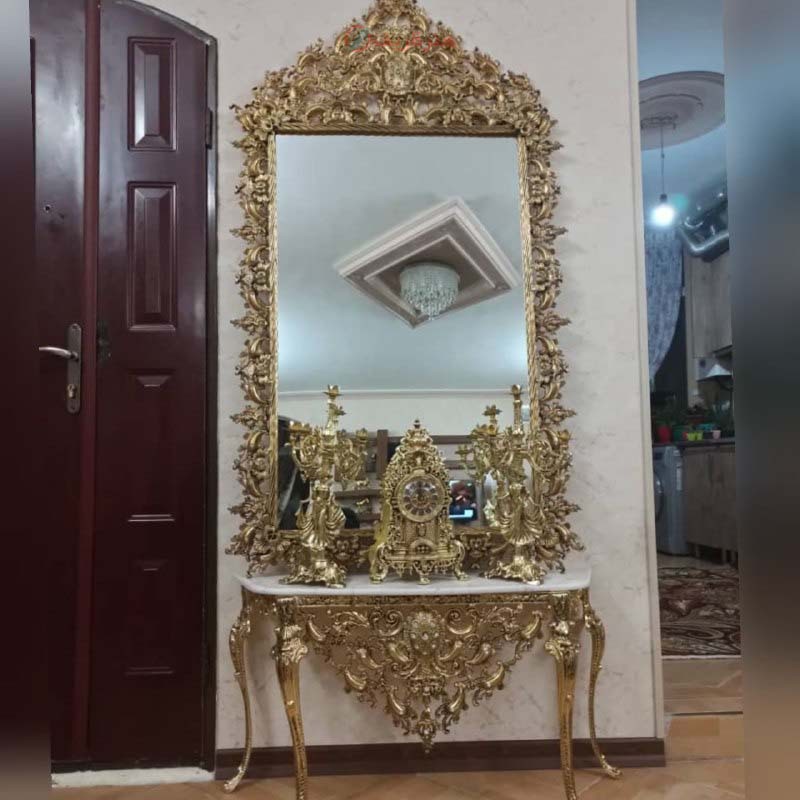 آینه کنسول مستطیلی، جنس آلیاژ آلومینیوم، آبکاری برنز با رنگ ثابت