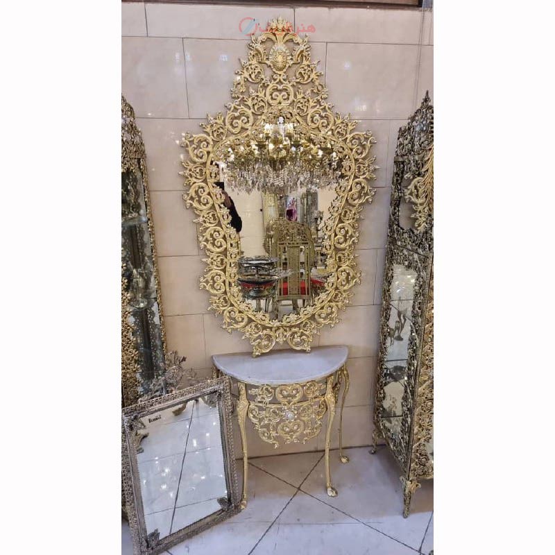 آیینه کنسول تاجدار با طراحی خاص و جدید رنگ ثابت و روکش برنز محصول اصفهان